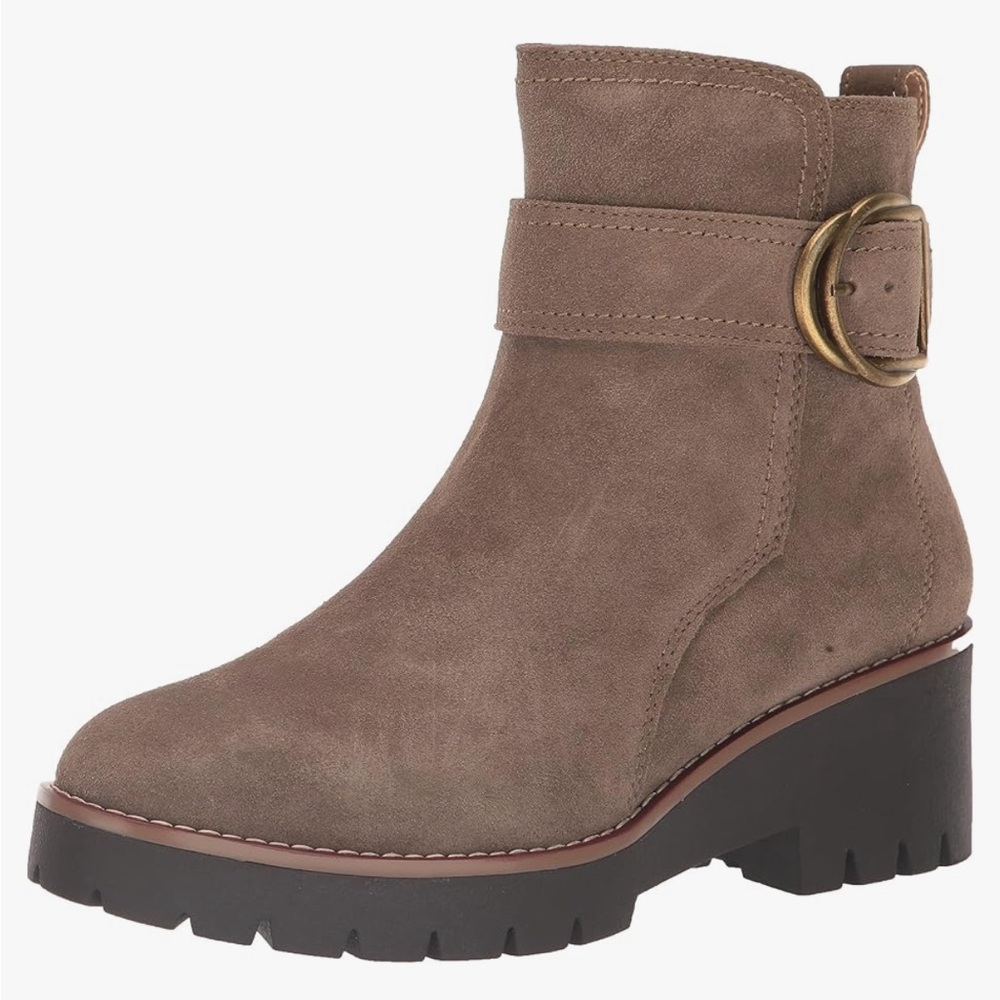 Blondo Women's Waterproof Dagger Fashion Boot